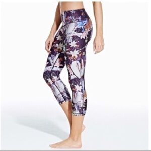 CALIA by CARRIE UNDERWOOD “HOST PICK”